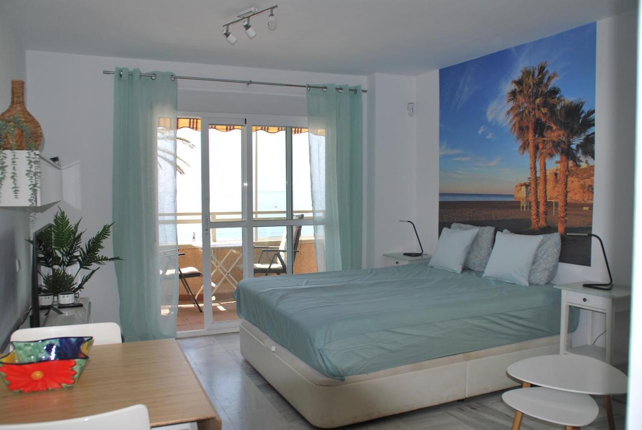 Studio 1 - Sea Front Rincon de la Victoria Exterior photo